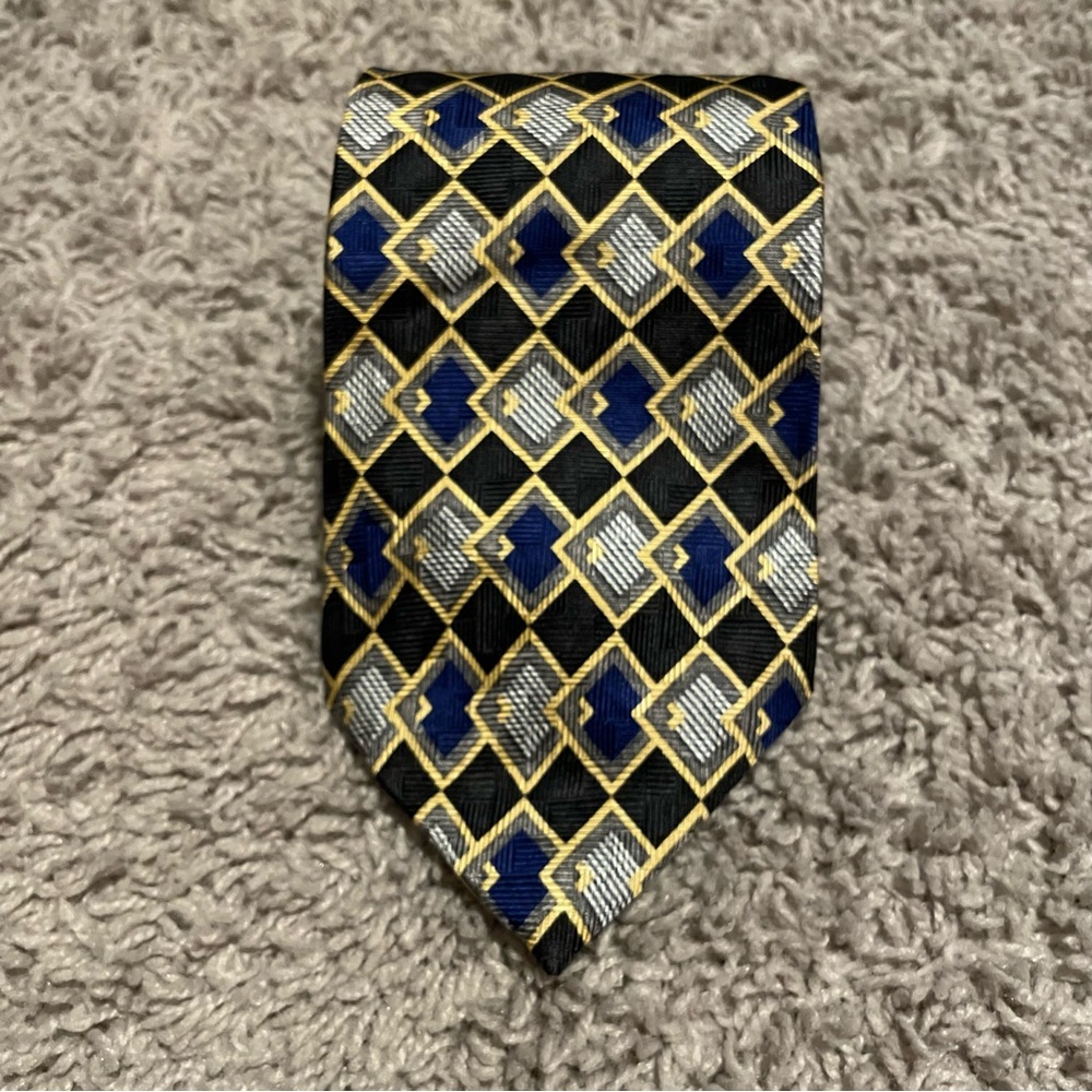 Alexander Loyd geometric tie blue yellow